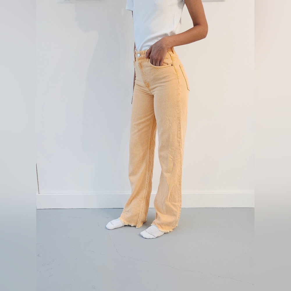 Zara wide leg orange jeans size 4